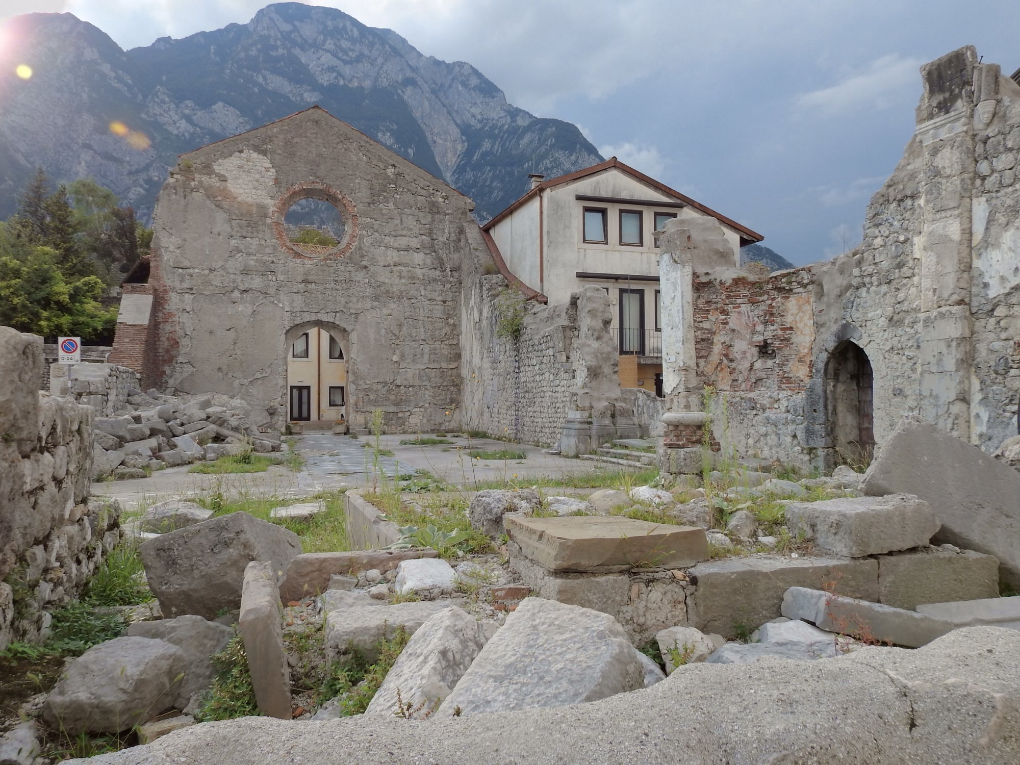 Church destoyed by quake